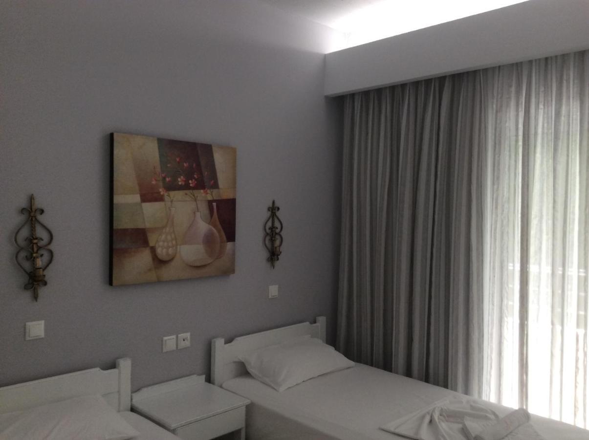 Maria Suites Platanés Exteriör bild