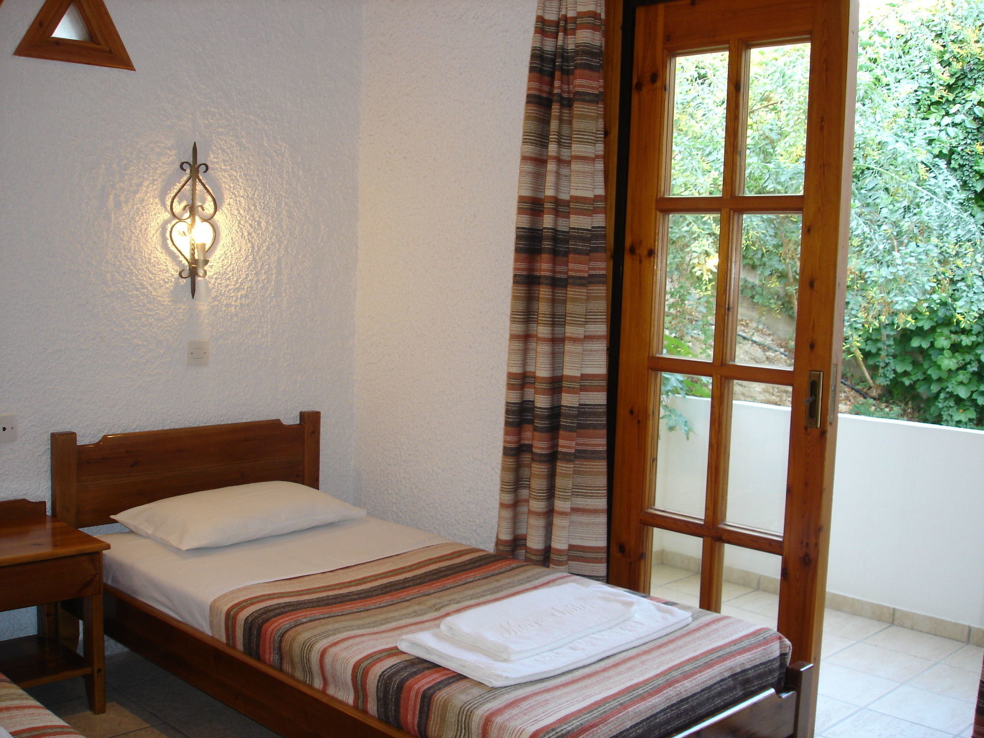 Maria Suites Platanés Exteriör bild