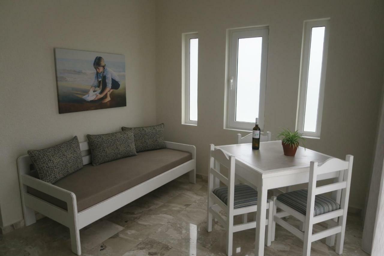 Maria Suites Platanés Exteriör bild