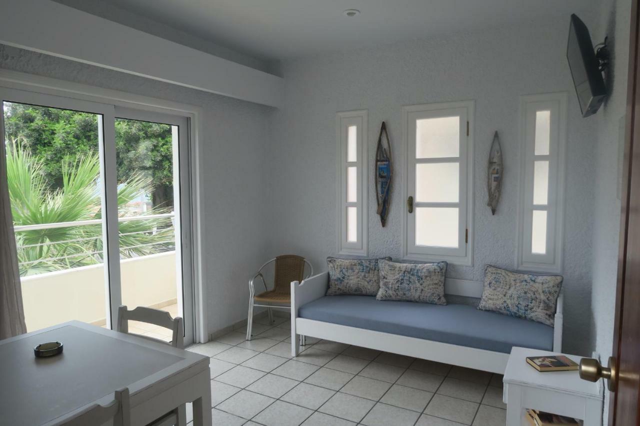 Maria Suites Platanés Exteriör bild